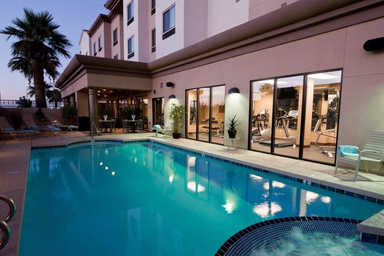 Doubletree By Hilton Phoenix-Gilbert Exterior foto