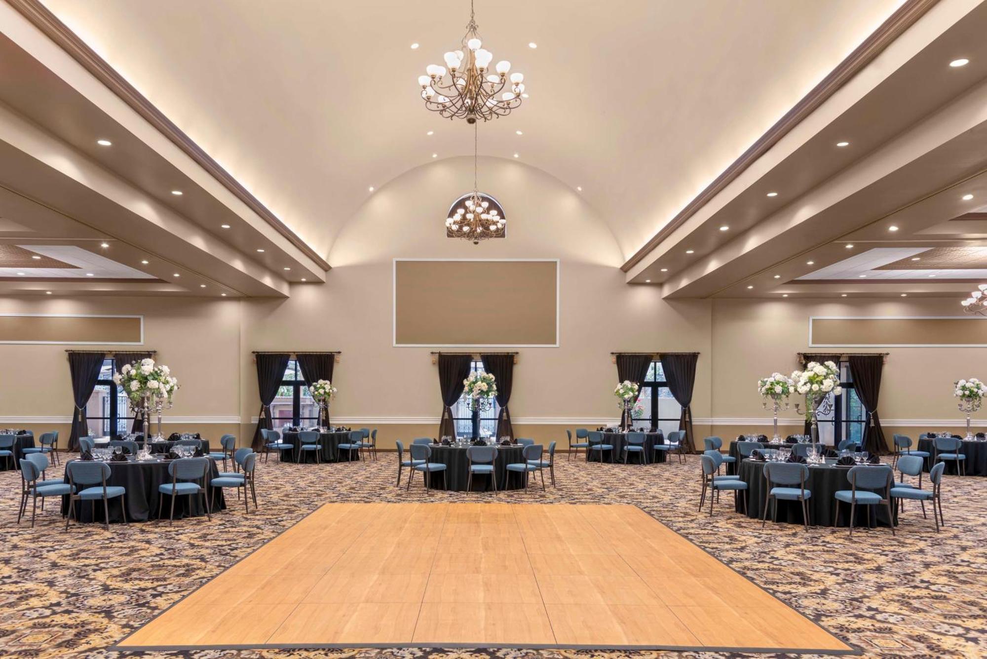 Doubletree By Hilton Phoenix-Gilbert Exterior foto