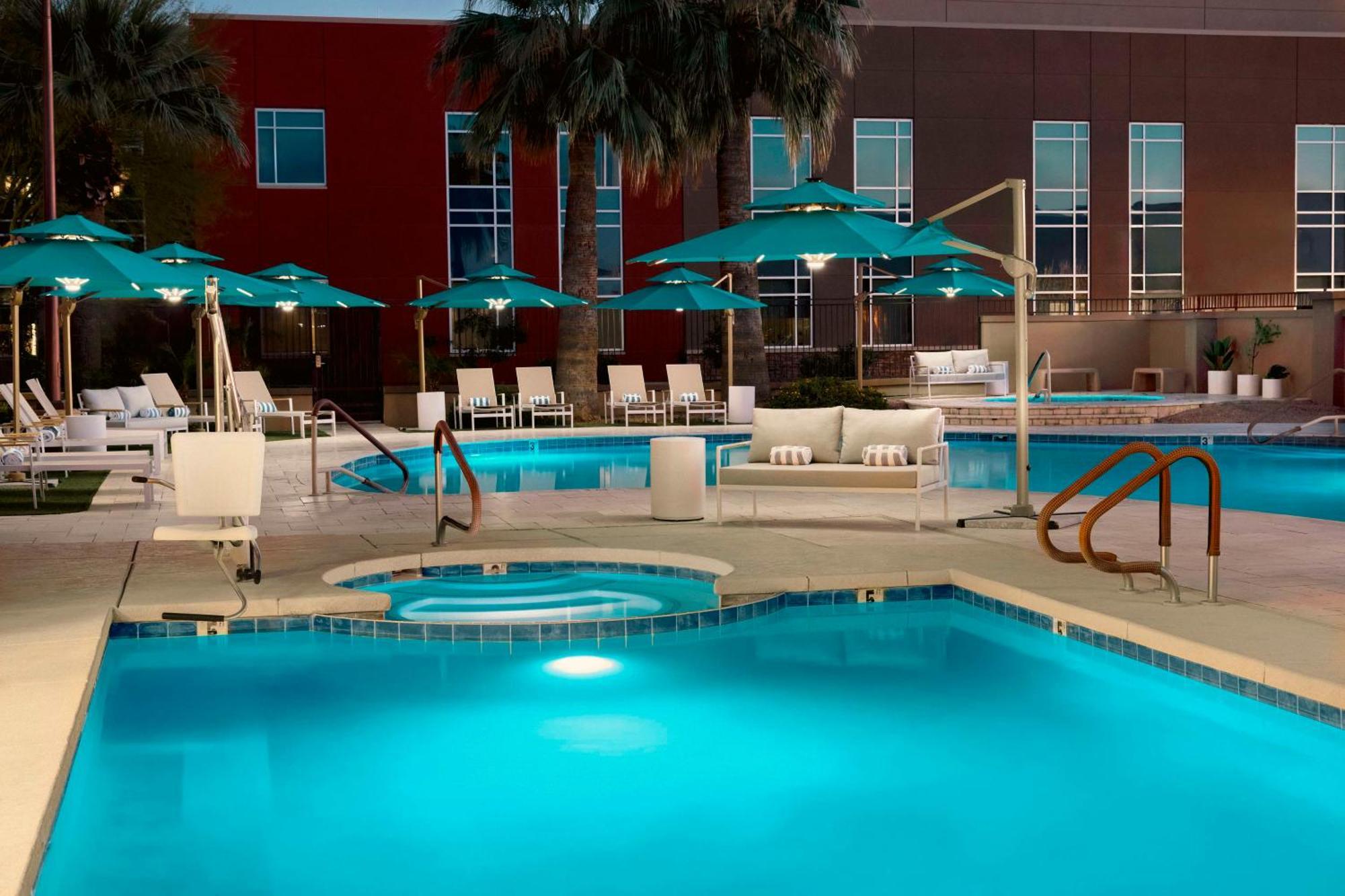 Doubletree By Hilton Phoenix-Gilbert Exterior foto